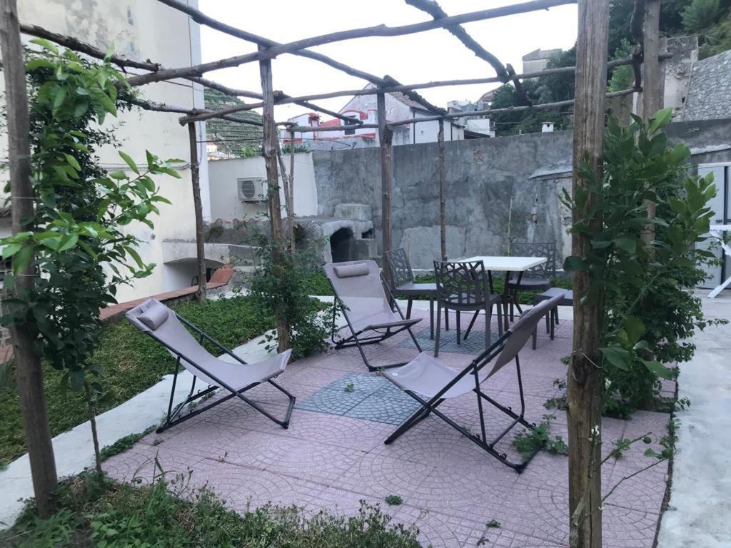 فيلا Casa Annali - House And Garden By The Amalfi Coast مايوري المظهر الخارجي الصورة